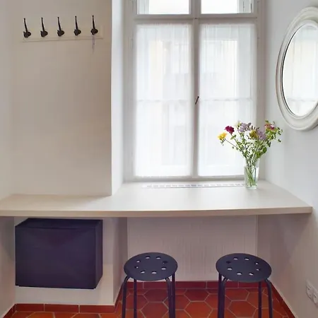 Grey Cozy Apartment Prague