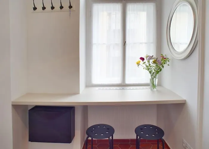 Grey Cozy Apartment Prag